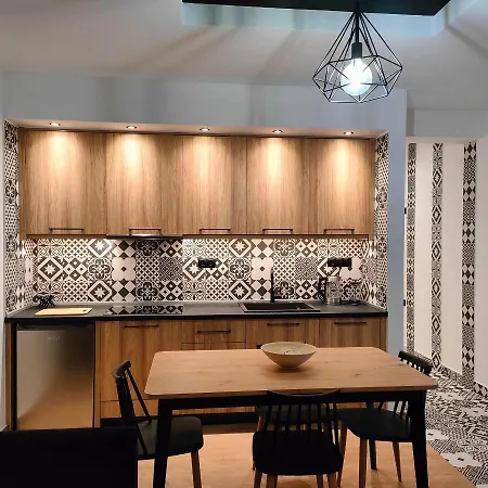 Gekas Premiun Center 아파트 *