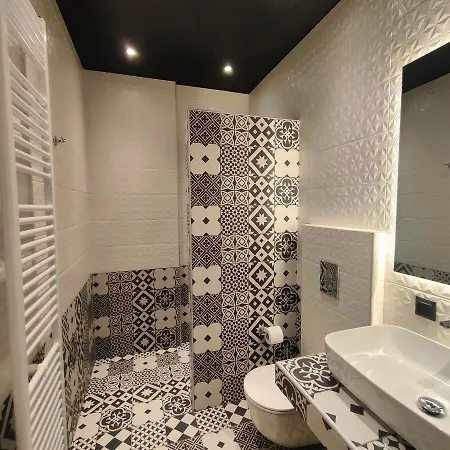 Gekas Premiun Center