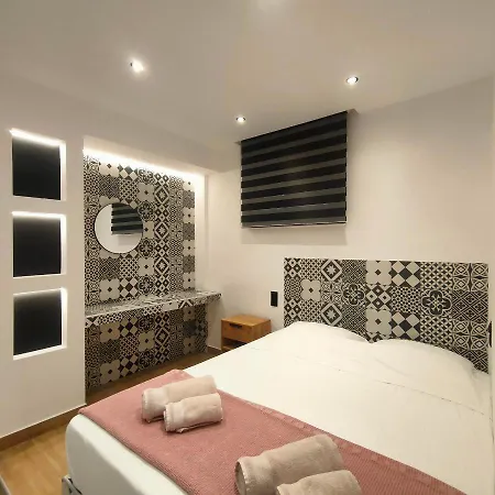 Gekas Premiun Center *