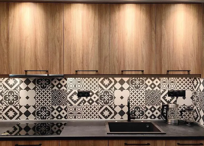 Gekas Premiun Center * 卡兰巴卡